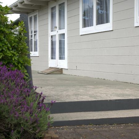 Cosy Lockwood In Town Villa Taupo Exterior foto