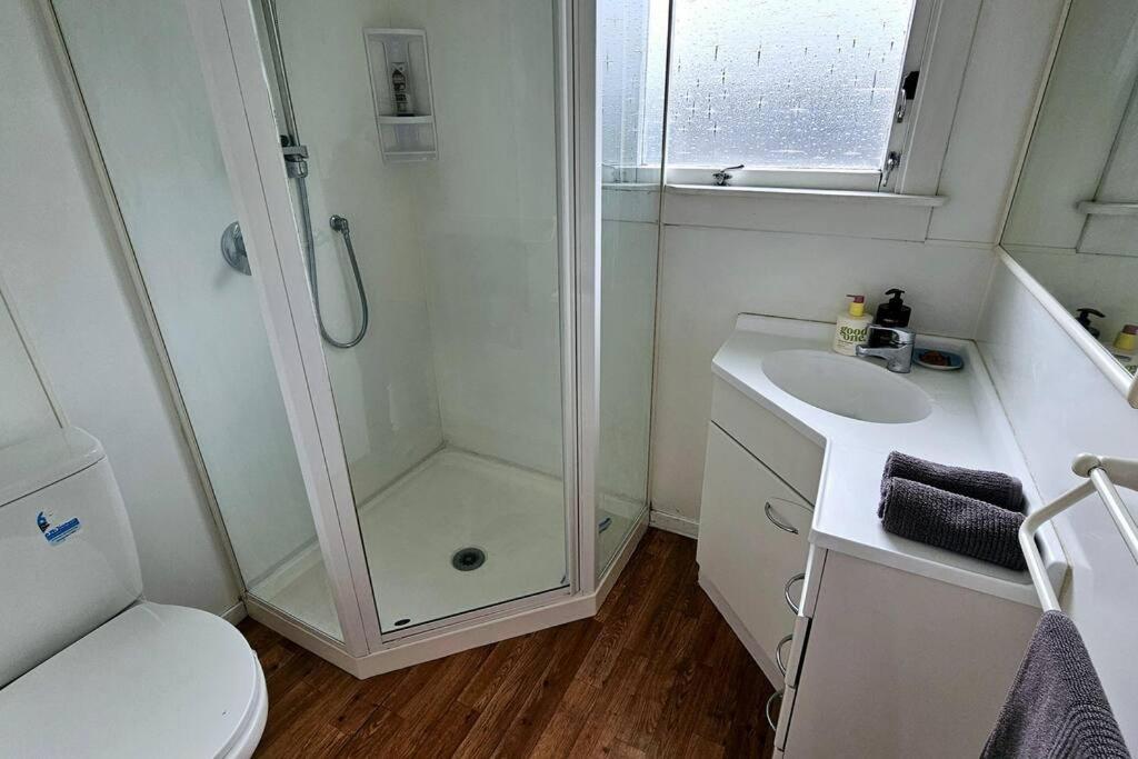 Cosy Lockwood In Town Villa Taupo Exterior foto